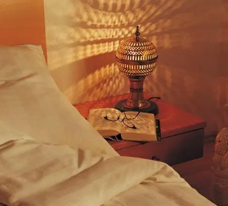 Aleo Hotel